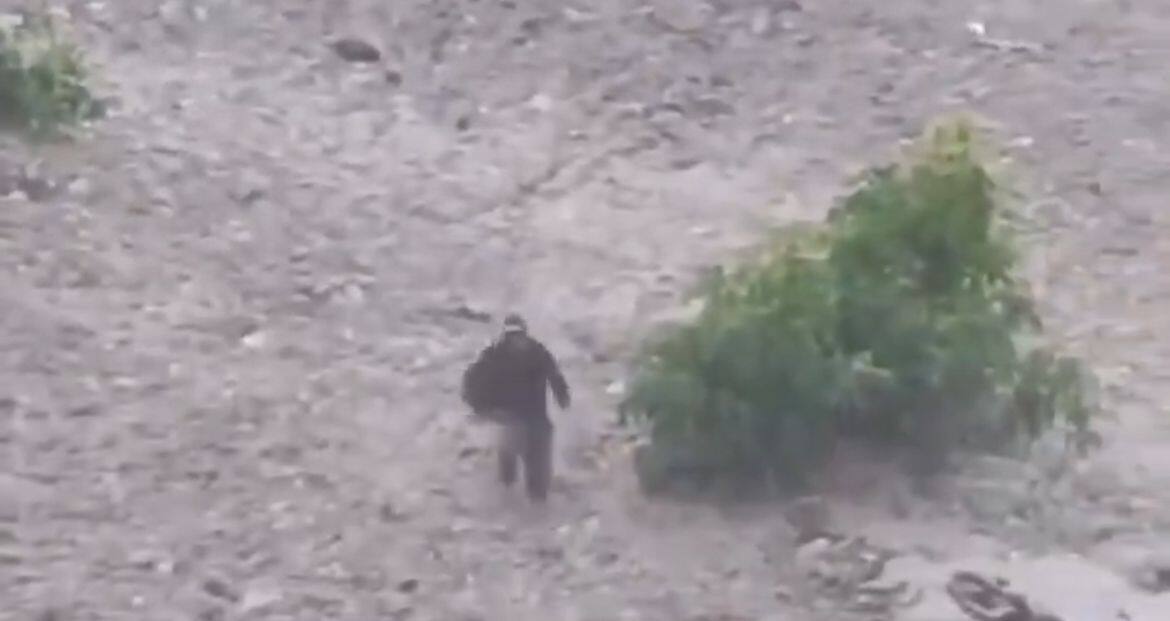'Run, run!': Man crawls out of Uttarkashi flood debris in miracle escape | Watch