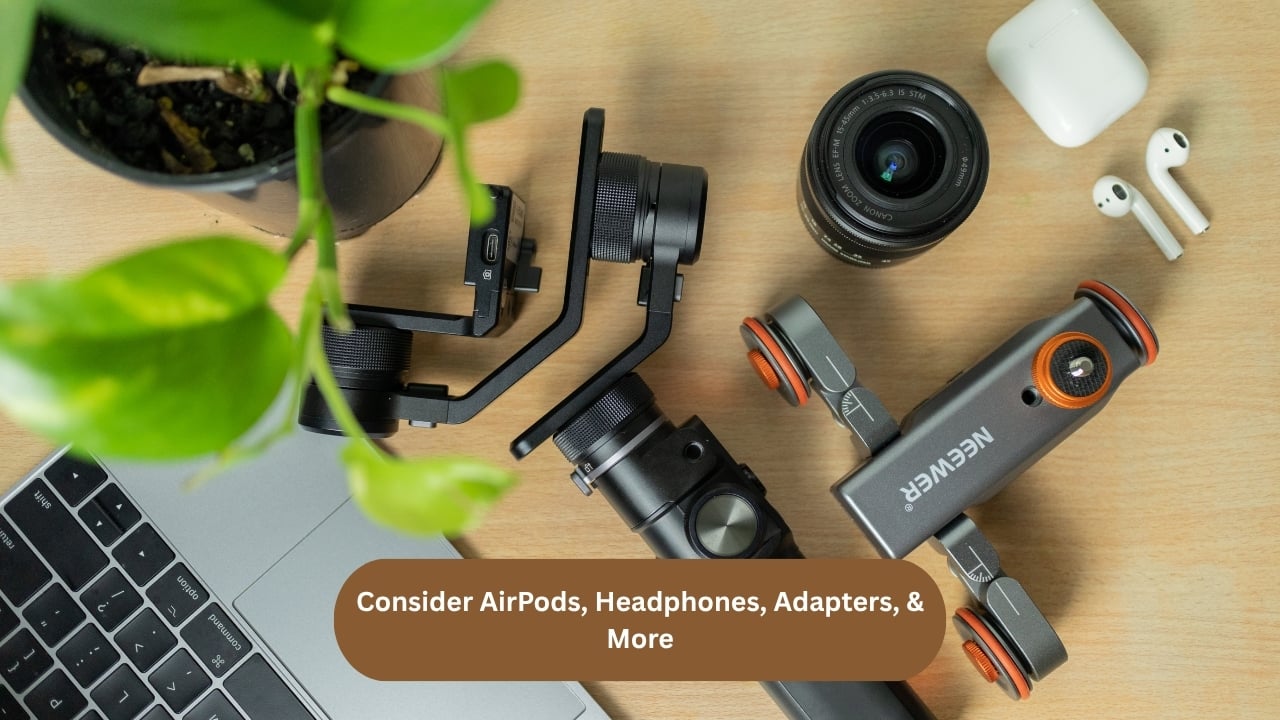 Top Raksha Bandhan gift ideas for your brother (Image: Canva)