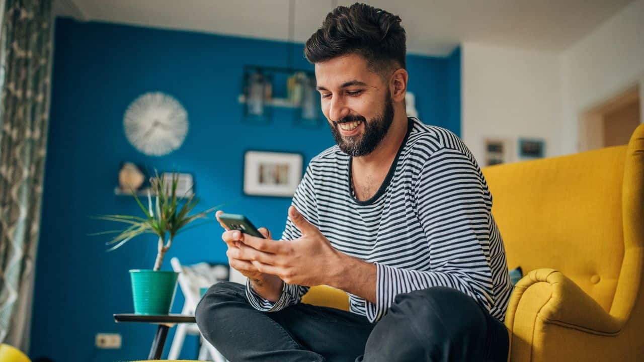 Easy track of service requests and claims