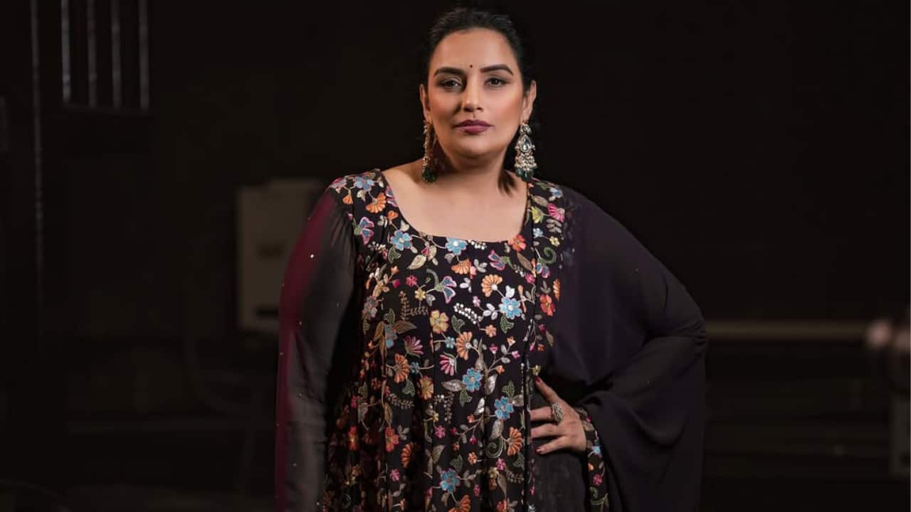 FIR filed against Shwetha Menon for earning money from obscene movies