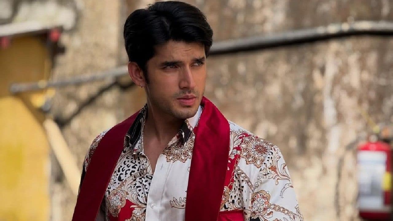 Parineetii actor Paras Kalnawat shares his various shades as Aditya Kashyap