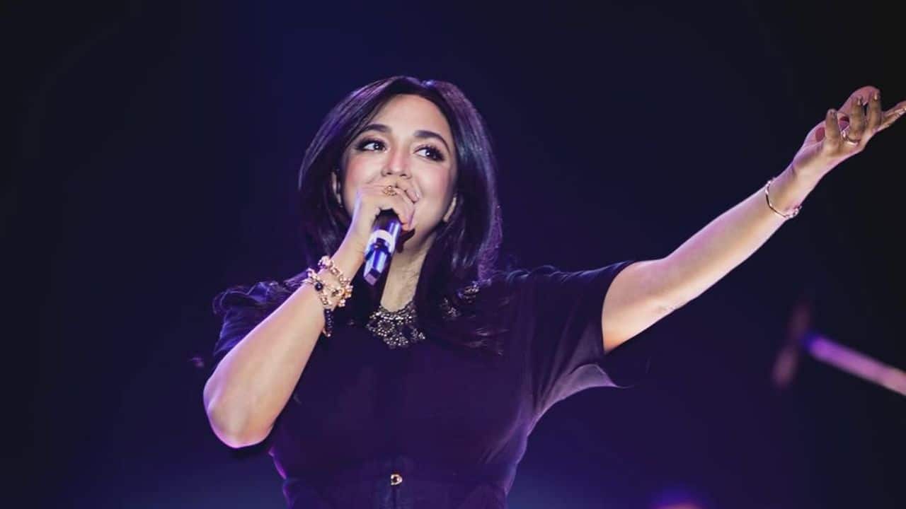 Monali Thakur unveils new song 'Ek Baar Phir', calling it a reflection of her personal journey