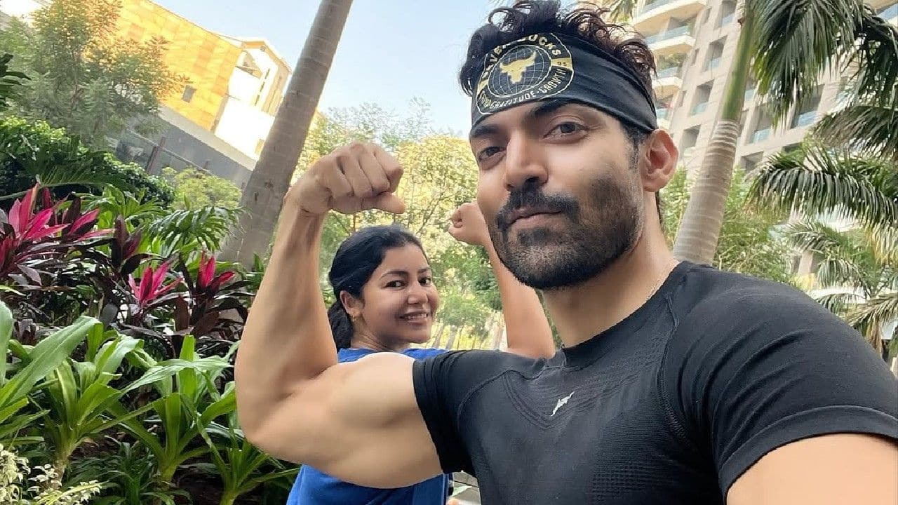 Secret Wedding They secretly married in 2006 and did not reveal anything publicly. They made it official in 2011.