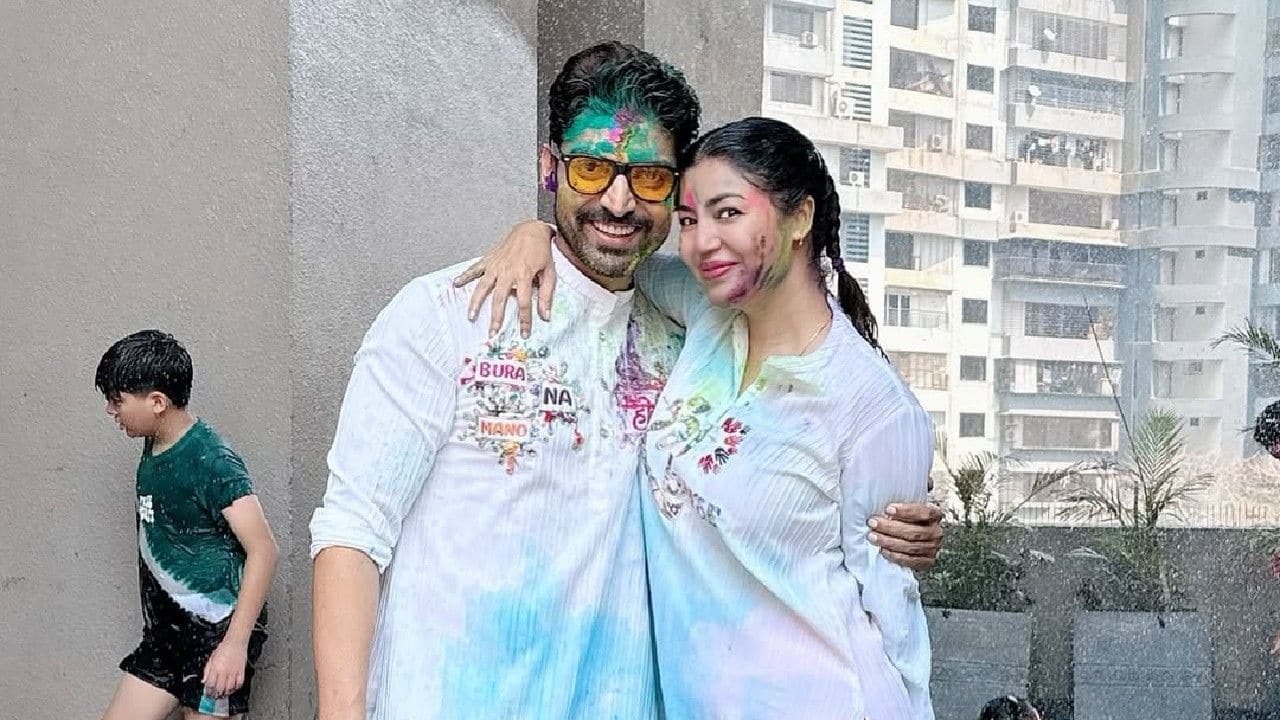 Friends forever They became friends but got into a mode of attraction. It was like love at first sight. Debina not Gurmeet could take eyes of each other.