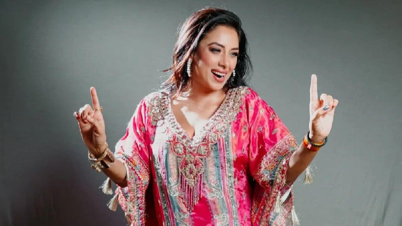 Rupali Ganguly's latest kaftan suit gives us festive vibes