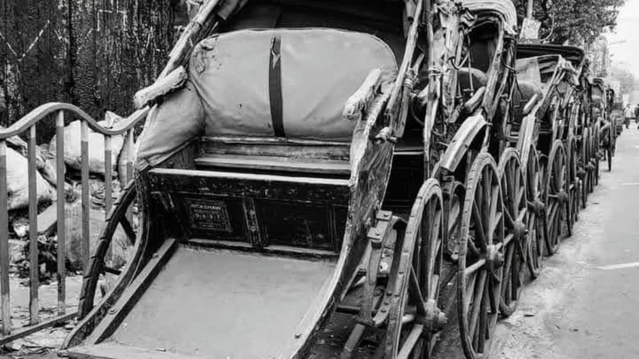 The bench issued a stern warning that non-availability of funds would not be accepted as a reason to delay or dilute the rollout of the e-rickshaw scheme. (Photo: X)