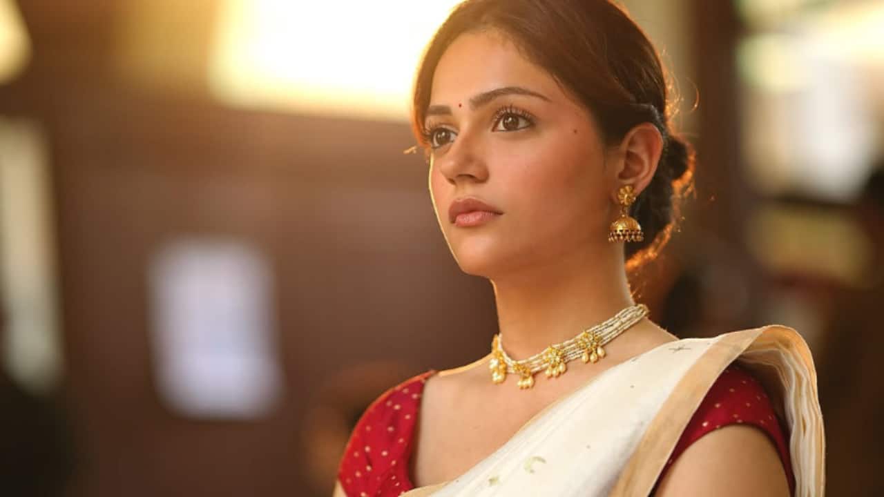 PICS: Aneet Padda’s breathtaking moments from Saiyaara