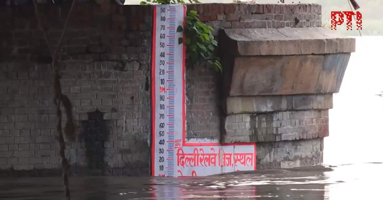 Flood fear looms as Yamuna flows above warning mark in Delhi, residents urged to move to higher ground