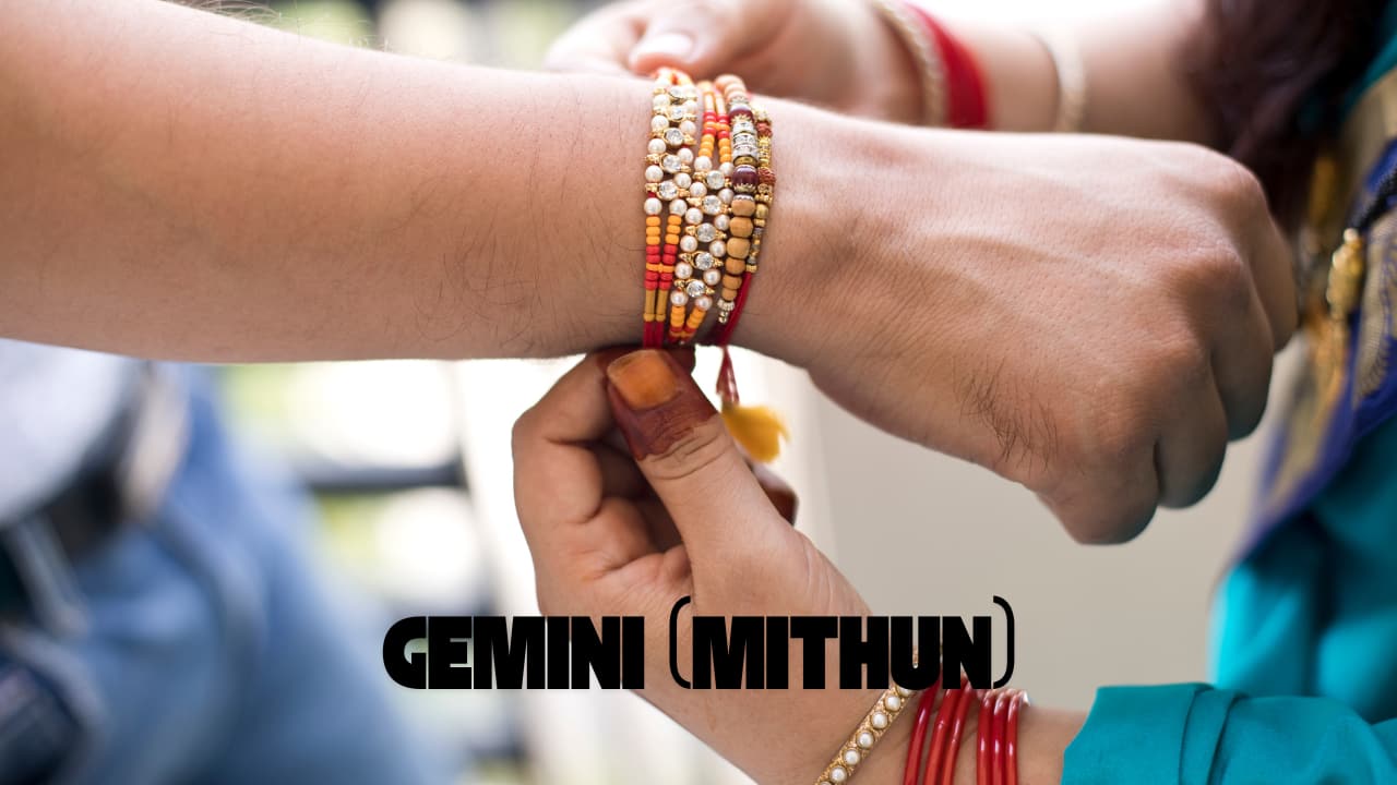 A green Rakhi suits Gemini brothers best. It boosts focus, positivity, and good communication between siblings. (image: canva)