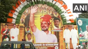 Rahul Gandhi arrives in Bengaluru for Congress ‘vote theft’ rally at Freedom Park.