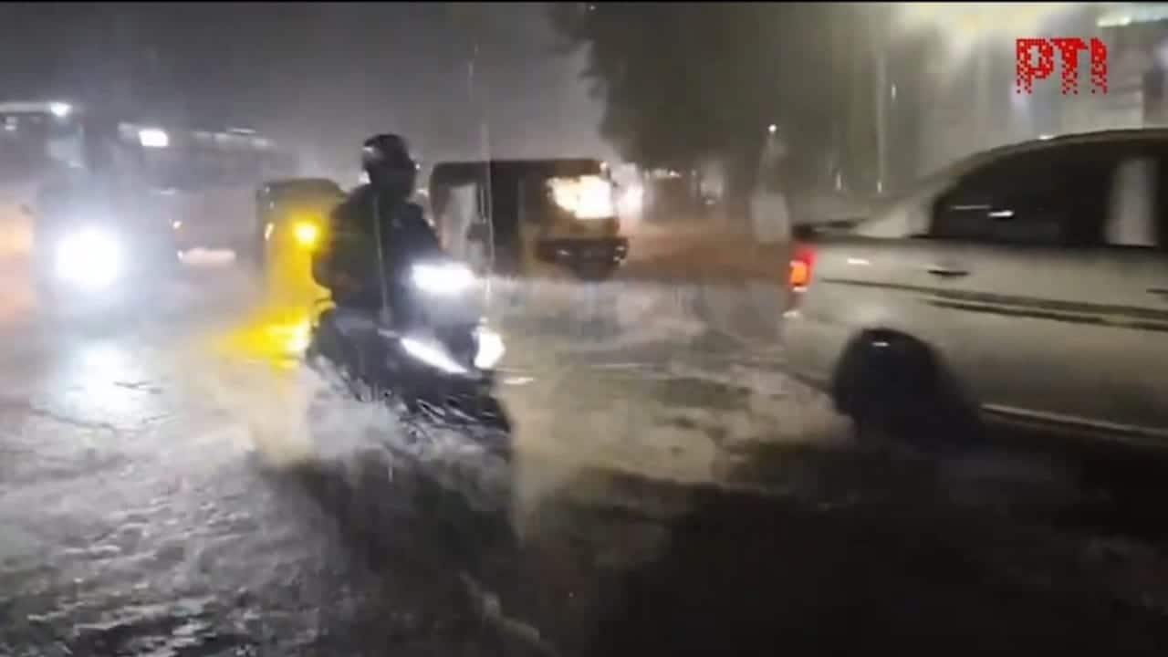 Some areas in the city recorded up to 12 cm of rainfall. The CS instructed authorities to focus on traffic management and waterlogging points, particularly in IT corridors. (Photo: X) Some areas in the city recorded up to 12 cm of rainfall. The CS instructed authorities to focus on traffic management and waterlogging points, particularly in IT corridors. (Photo: X)