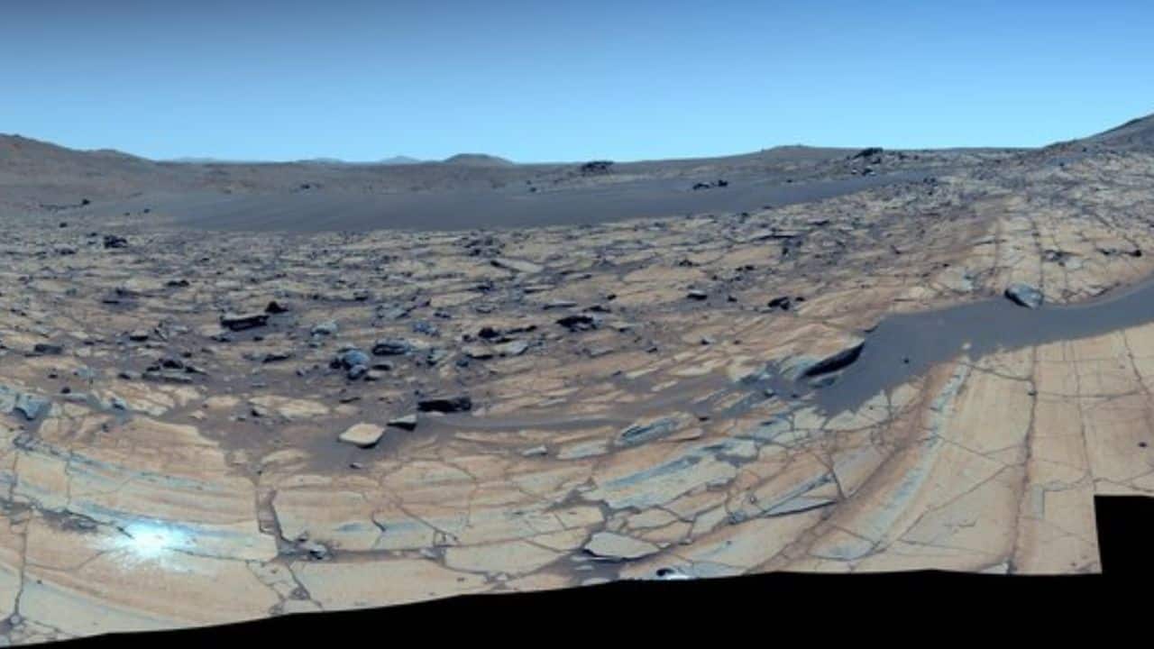 NASA’s Perseverance rover captures crystal-clear Mars vista from Jezero Crater rim