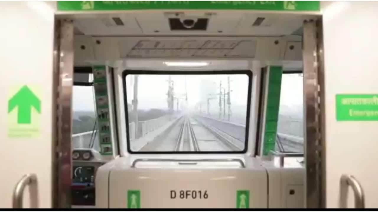 For the Pink Line, automation began in March 2025. It reached Stage II by June 2025 and is expected to become fully driverless within the next three to four months. (Photo: X)