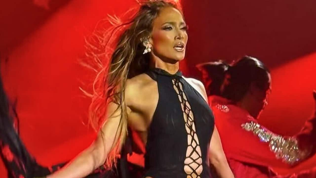 Jennifer Lopez reportedly denied entry at Chanel store in Istanbul