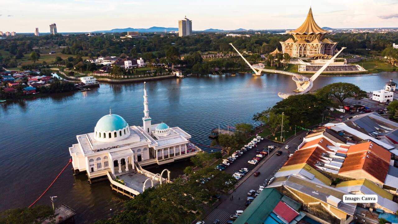 4. Kuching, Malaysia The Sarawak River runs through Kuching’s lively heart. Its riverfront promenade is ideal for evening strolls filled with street food stalls and live music. Take a cruise along the river for views of colonial architecture and lush greenery surrounding the city. (Image: Canva)