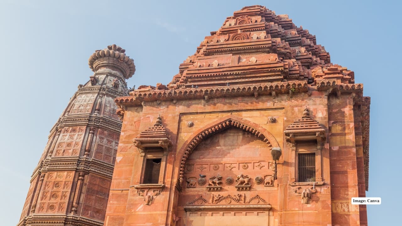 8. Madan Mohan Temple The oldest temple in Vrindavan, Madan Mohan holds deeply traditional Janmashtami celebrations with devotional music and a serene, historic charm that transports visitors to Krishna’s time. (Image: Canva)