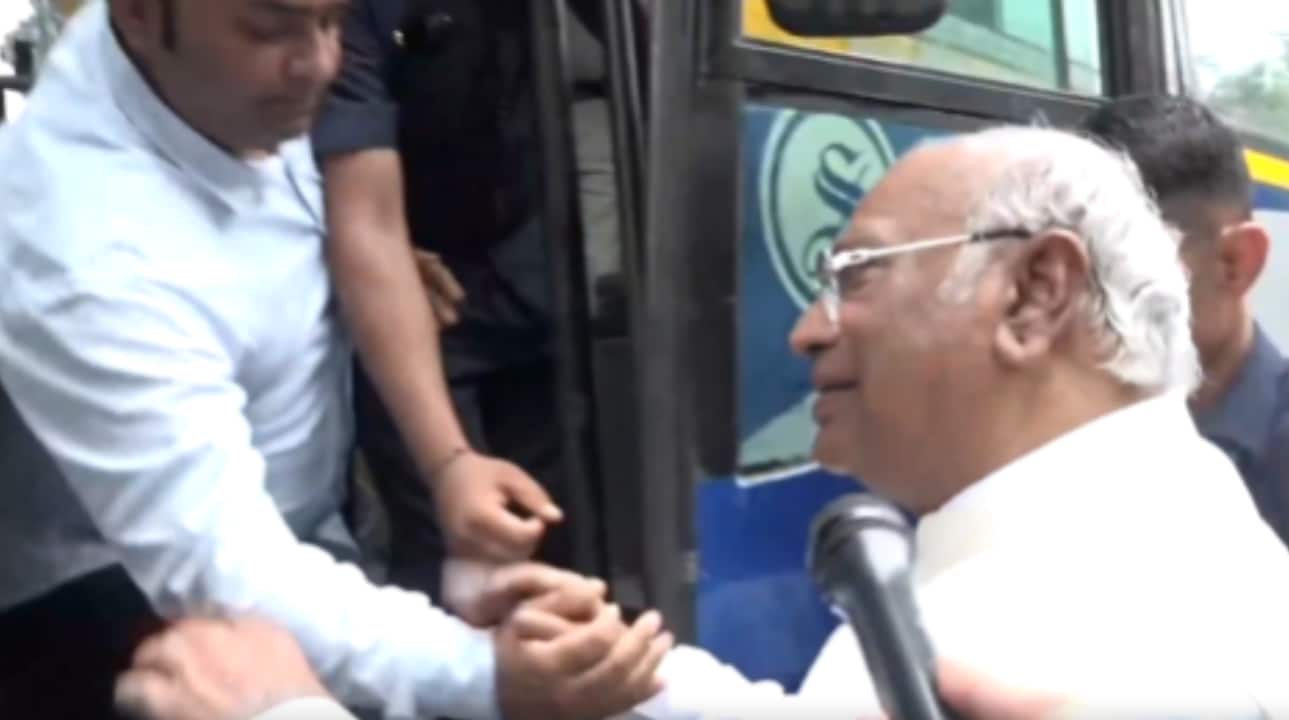 Congress said its president Mallikarjun Kharge was arbitrarily detained by the police for peacefully protesting against the brazen vote chori by BJP and EC. "This is a stark reminder of the Modi government's desperation to silence dissent," the party wrote on X. (Image: Screengrab/ANI)