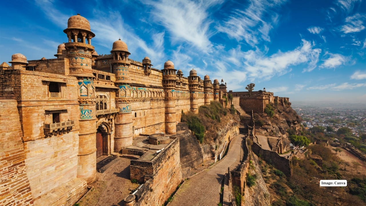 8. Gwalior Fort, Madhya Pradesh It's known as a significant landmark in India, having served as a strategic defense point and witnessing various historical events. The fort's blend of architectural styles, including Rajput and Mughal influences, and its intricate carvings and designs, also contribute to its fame.  (Image: Canva)