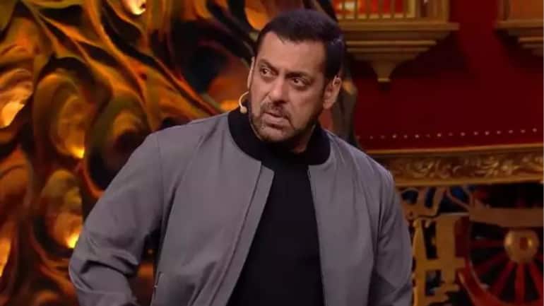 Bigg Boss 15 – Rs 350 Crore for the Season  This season saw the most jaw-dropping figure yet—reports claimed Salman was paid Rs 350 crore for the entire run, roughly Rs 25 crore per weekend. Truly blockbuster hosting fees!
