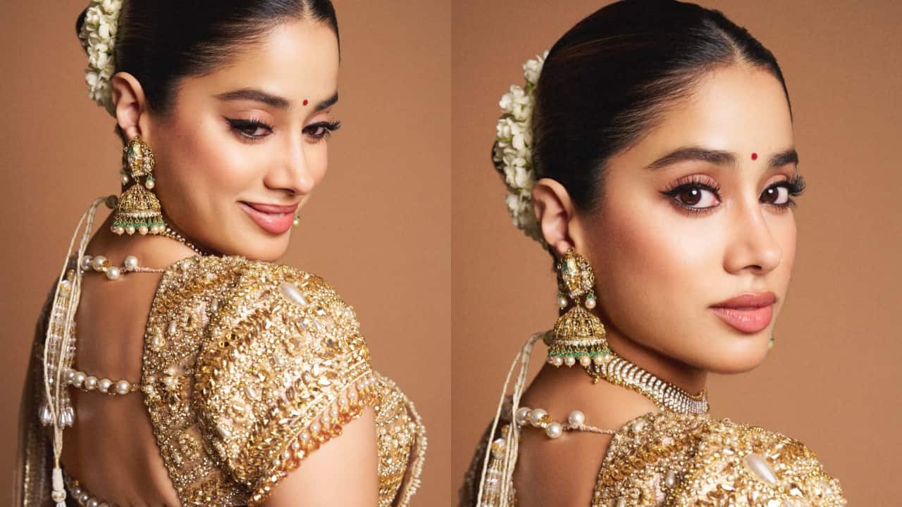 10. Janhvi’s poised expressions and graceful styling make this look an instant festive and wedding season inspiration.