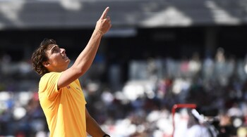 Mondo Duplantis raises his pole vault world record to 6.29 metres in Budapest (AP Photo)