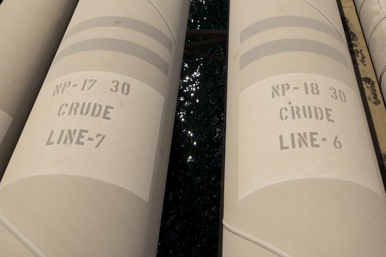 Global oil markets face record supply glut next year, says IEA