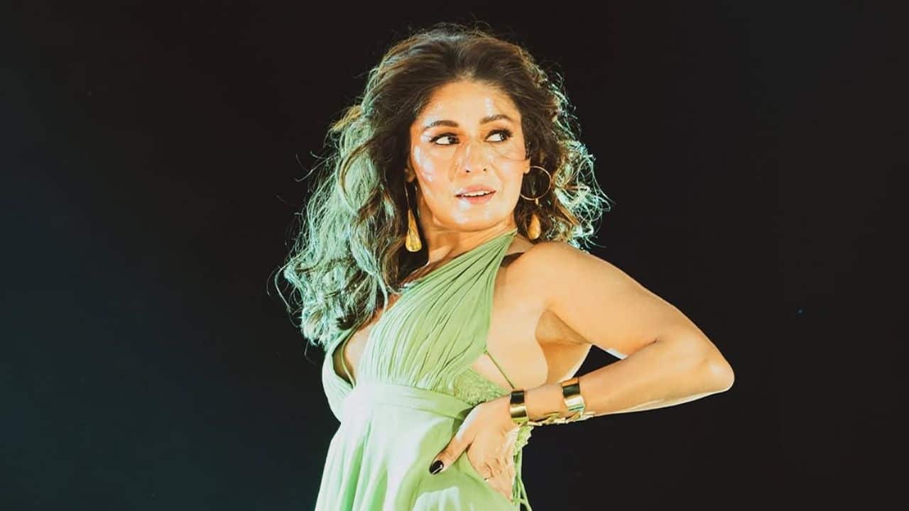 Trained in Kathak & Western Dance Sunidhi isn’t just a phenomenal singer—she’s also a trained Kathak dancer and has learned Western dance forms. Her stage performances often showcase her dynamic dance moves, making her a complete entertainer. Trained in Kathak & Western Dance Sunidhi isn’t just a phenomenal singer—she’s also a trained Kathak dancer and has learned Western dance forms. Her stage performances often showcase her dynamic dance moves, making her a complete entertainer.