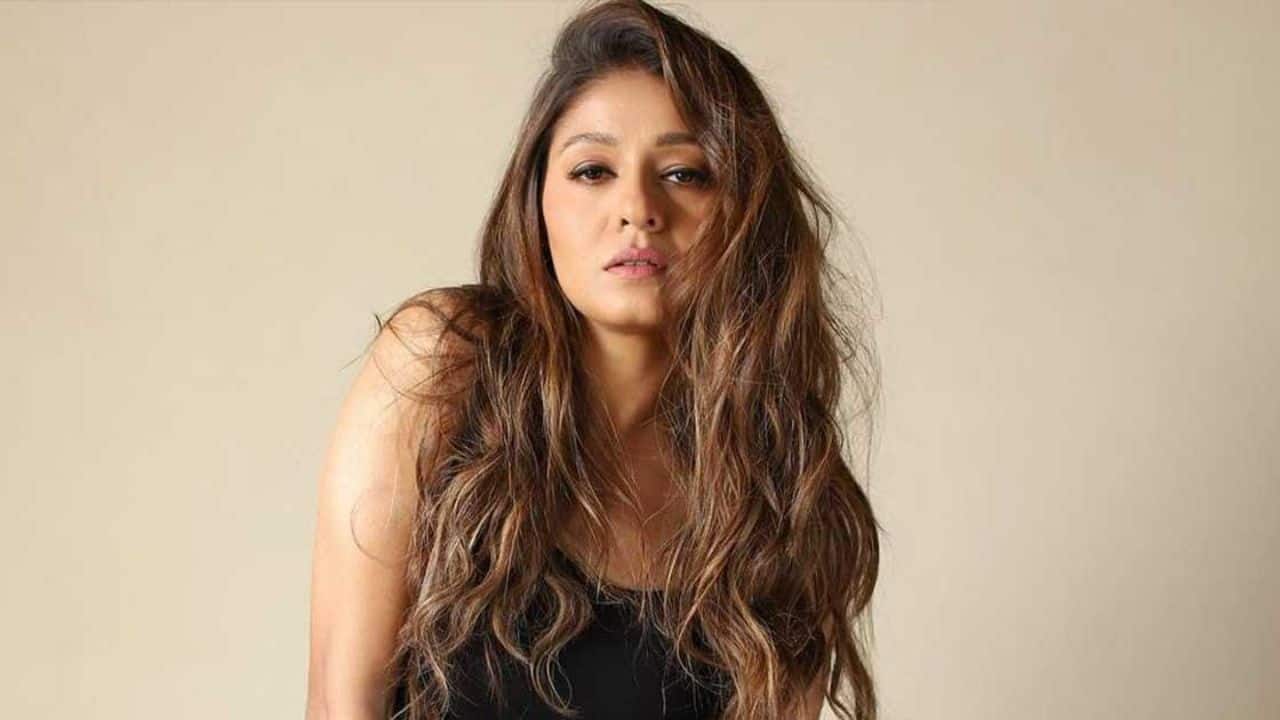 Won a Talent Show at 8, Defeating Adults At just eight years old, Sunidhi participated in Meri Awaz Suno, a national singing competition, where she outperformed adult contestants and won. This victory marked her entry into the professional music world and caught the attention of Bollywood composers. Won a Talent Show at 8, Defeating Adults At just eight years old, Sunidhi participated in Meri Awaz Suno, a national singing competition, where she outperformed adult contestants and won. This victory marked her entry into the professional music world and caught the attention of Bollywood composers.