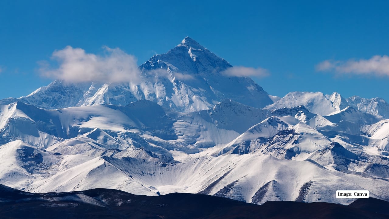 3. Mount Everest, Nepal–China The summit of the world’s highest peak lies exactly on the Nepal–China border. Climbers literally cross between countries while navigating the mountain’s ridge. (Image: Canva)