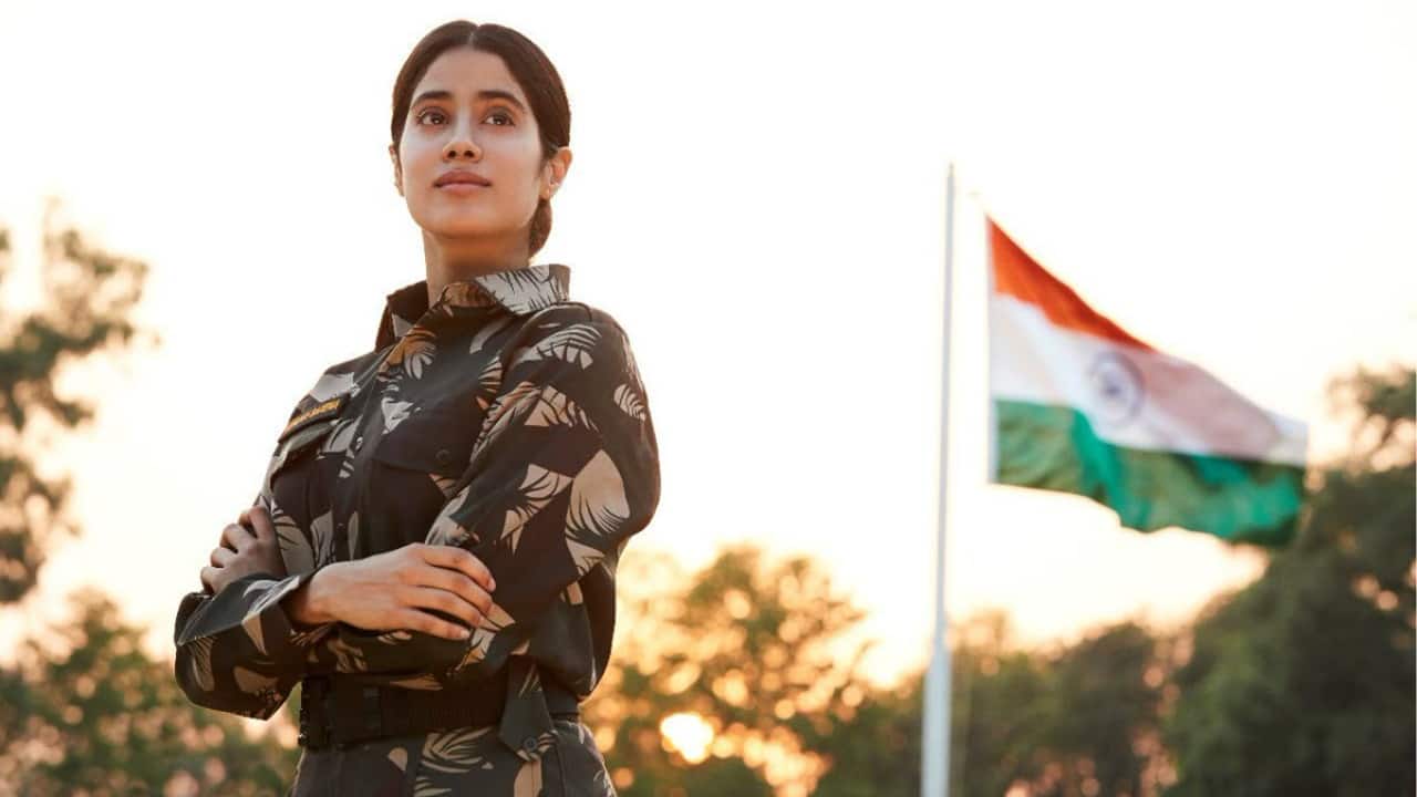 <strong>Breaking the Glamour Mold</strong><br />With Gunjan Saxena: The Kargil Girl, Janhvi Kapoor stepped into a role that demanded discipline and emotional depth. Playing an Indian Air Force pilot marked a turning point in her journey. It showed her desire to be taken seriously beyond fashion headlines and red carpets.