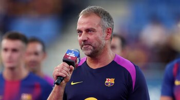 Hansi Flick keeps faith in Barcelona to register new recruits ahead of LaLiga opener (Photo - Reuters)