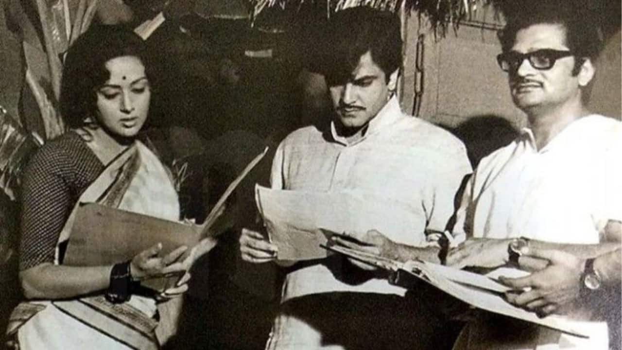 Khushboo (1975) Based on Sharat Chandra Chattopadhyay’s novel, the film delved into themes of love, waiting, and destiny, with soulful music enhancing its impact. Khushboo (1975) Based on Sharat Chandra Chattopadhyay’s novel, the film delved into themes of love, waiting, and destiny, with soulful music enhancing its impact.