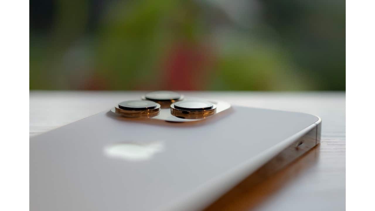 iPhone 17 Pro Max tipped to get exclusive telephoto lens upgrade, may outshine Galaxy S25 Ultra