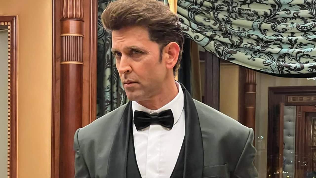 Social Media Aura – Hrithik’s candid yet stylish posts continue to set fitness and lifestyle goals for millions. Social Media Aura – Hrithik’s candid yet stylish posts continue to set fitness and lifestyle goals for millions.