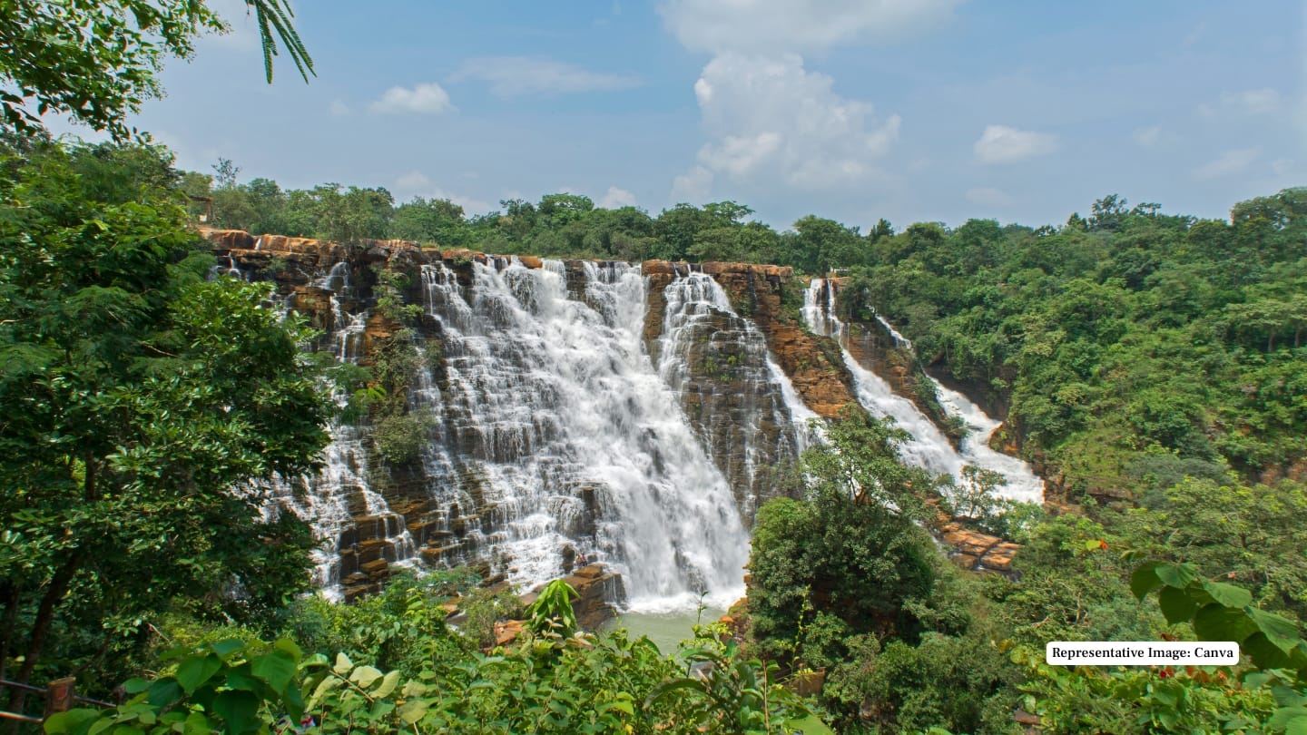 Reverse-Flowing Stream of Chhattisgarh That Defies Gravity
