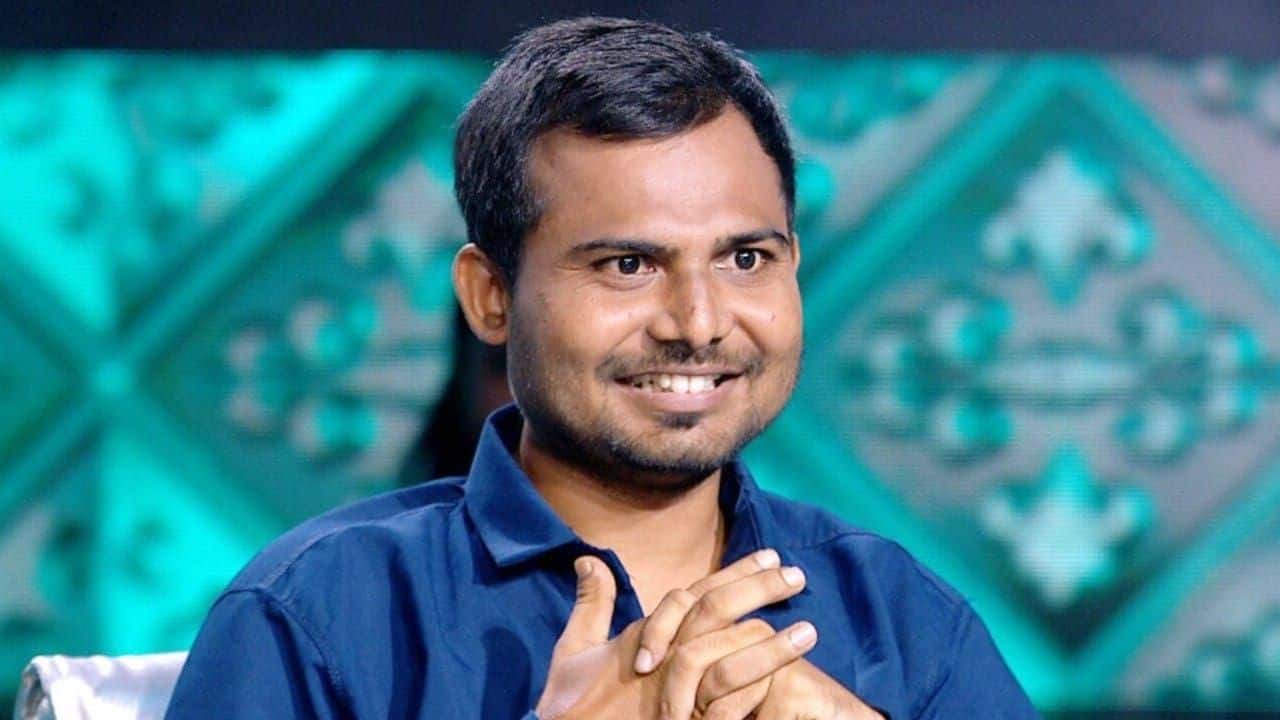 KBC 17: Chemical factory worker Sanjay Degama wins Rs 25 lakh, says want to take wife to Shimla, Manali