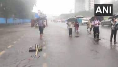 Photos: Mumbai's rain misery continues Photos: Mumbai's rain misery continues