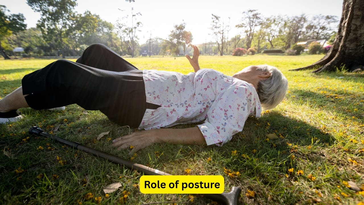 Role of posture The posture may not be a factor for seizures, as they can occur when the person is in any position, like standing, sitting or lying down. However, a person who has experienced syncope is often found to have been standing before temporarily losing consciousness due to syncope.(Image: Canva)