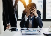 5 smart ways to survive a toxic work environment and protect your mental health