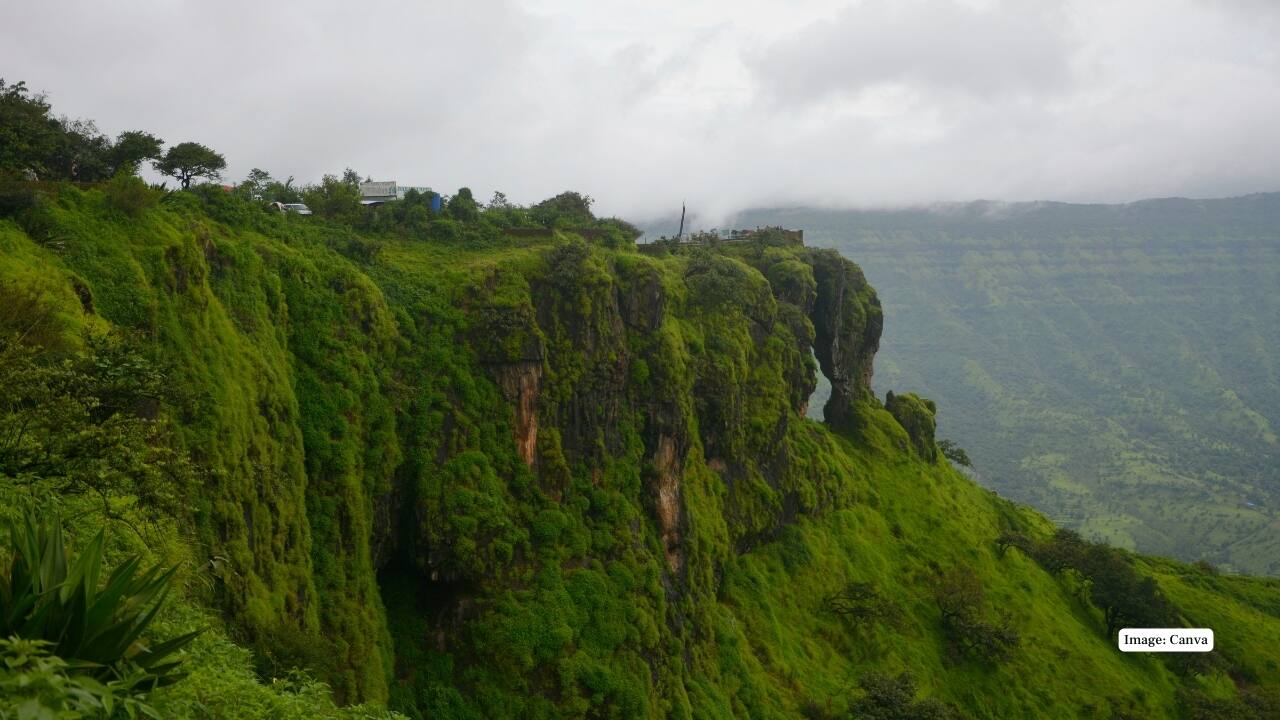 7. Mahabaleshwar, Maharashtra Perched atop the Sahyadris, Mahabaleshwar becomes mystical during monsoon. Mist, strawberries, roaring Lingmala and Chinaman’s waterfalls, and lush green vistas elevate its charm—feel like walking through a moody, romantic painting.  (Image: Canva)