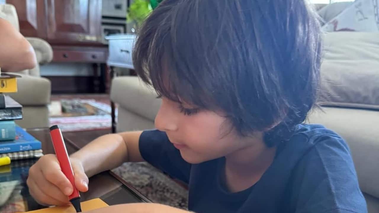 Taimur and Jeh’s rooms are light-filled and fun—decorated with jungle-themed wallpaper, natural light, and pastel hues, while their playroom and nursery are cozy and welcoming. 