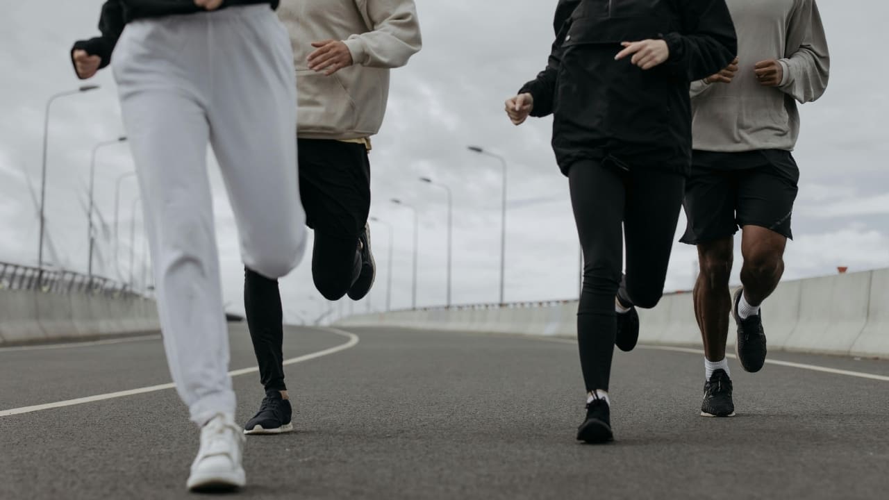 Fitness tips: Cardiologist weighs in on health benefits of morning aerobic routine, suggests best exercises