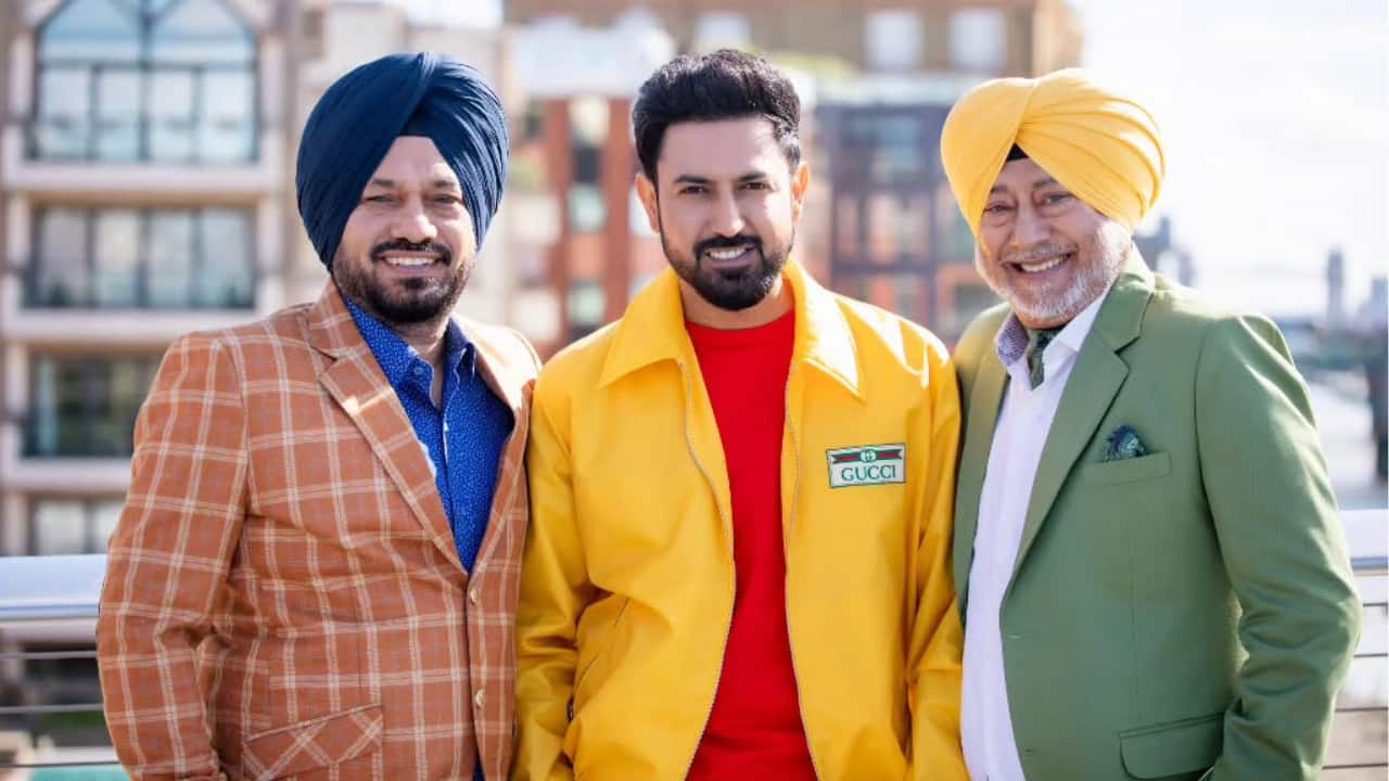 King of Punjabi comedy From Dulla Bhatti to Carry On Jatta, Jatt and Juliet to Manje Bistre, Bhalla’s witty timing and relatable satire made him a household name. For over 30 years, he defined Punjabi comedy on screen and stage. King of Punjabi comedy From Dulla Bhatti to Carry On Jatta, Jatt and Juliet to Manje Bistre, Bhalla’s witty timing and relatable satire made him a household name. For over 30 years, he defined Punjabi comedy on screen and stage.