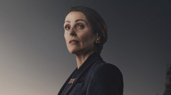 Hostage Review: Unbelievable and binge-worthy drama that works if you suspend belief