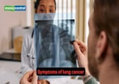 8 early symptoms of lung cancer, and 5 expert-approved ways to reduce your risk