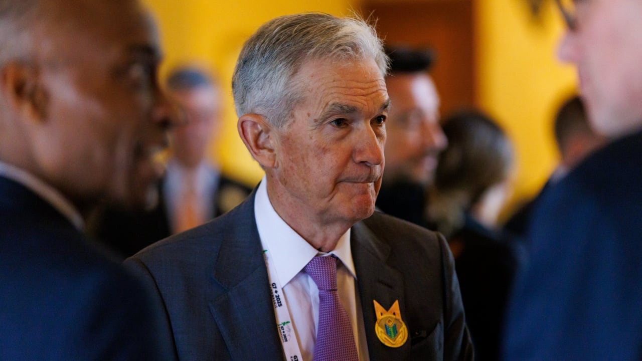 Jerome Powell hints at rate cuts amid weak US job market, says 'impact of tariffs clearly visible on prices'