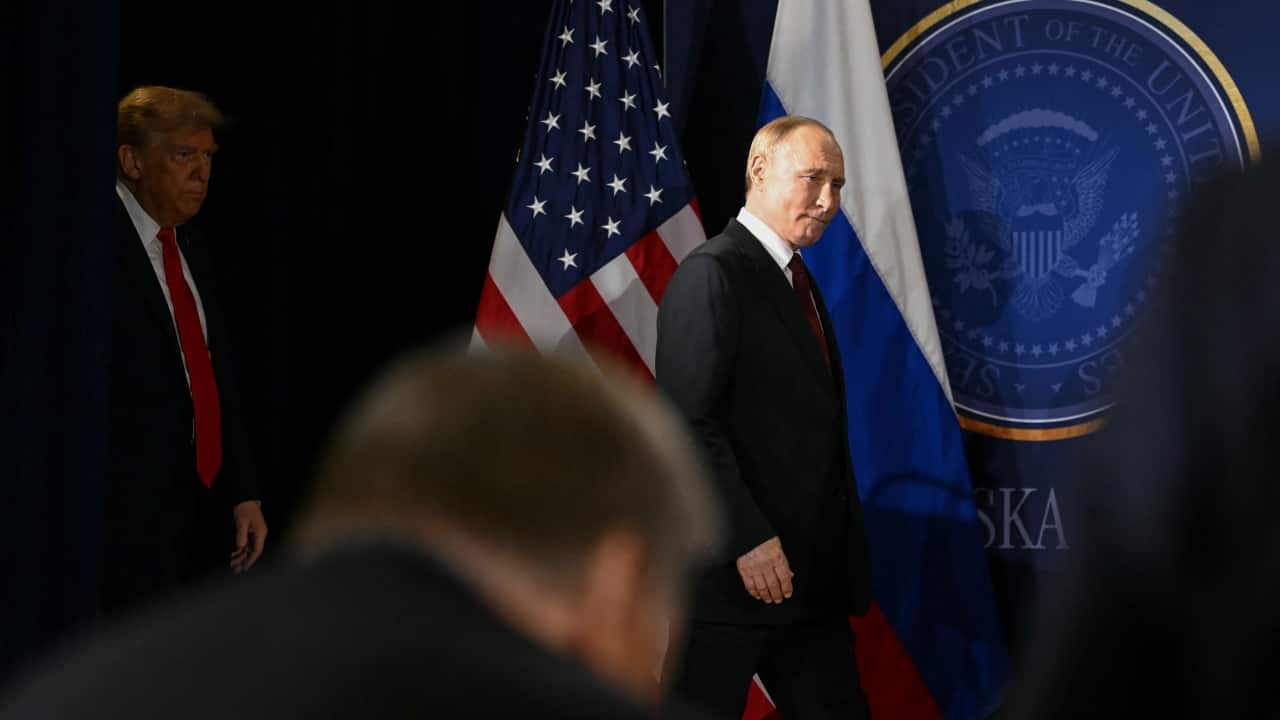 Trump warns of ‘massive sanctions’ on Moscow, says he may ‘do nothing’ if Putin-Zelensky talks fail