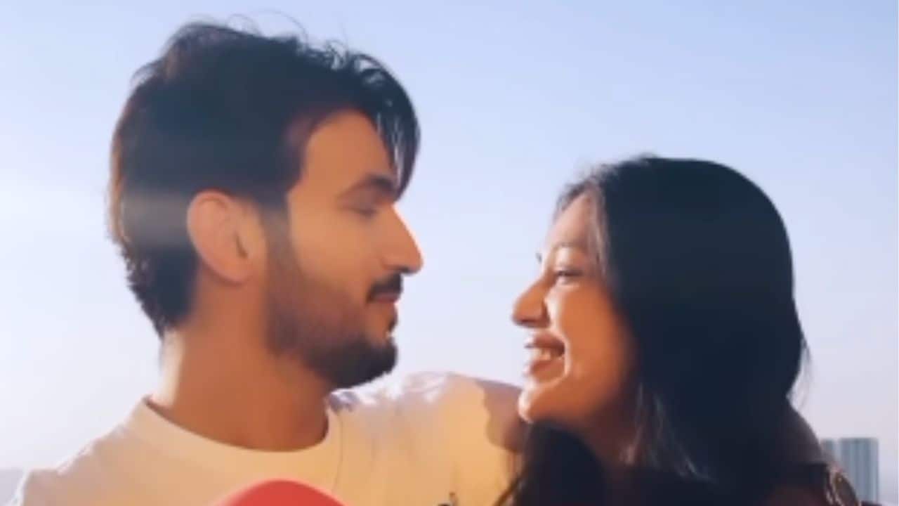 Arjun Bijlani puts an end to divorce buzz with a sweet post for wife Neha Swami: Neither am I doing Bigg Boss nor am I getting divorced...