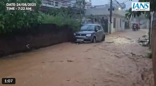J&K weather alert: IMD warns of heavy rain, cloudbursts till August 27, authorities issue advisories