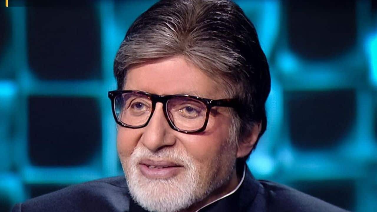 &quot;Agla prashn aapke computer screen par ye raha...&quot; (The next question is on your computer screen...) He also uses dialogues to emphasize a show segment or round, such as the &quot;Super Sandook&quot; round in a recent season, and to inject his signature charm and charisma into the show's format.